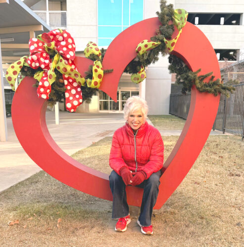 Women suffer heart attacks, too